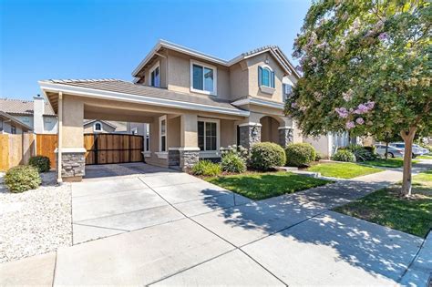 homes for sale in oakdale calif